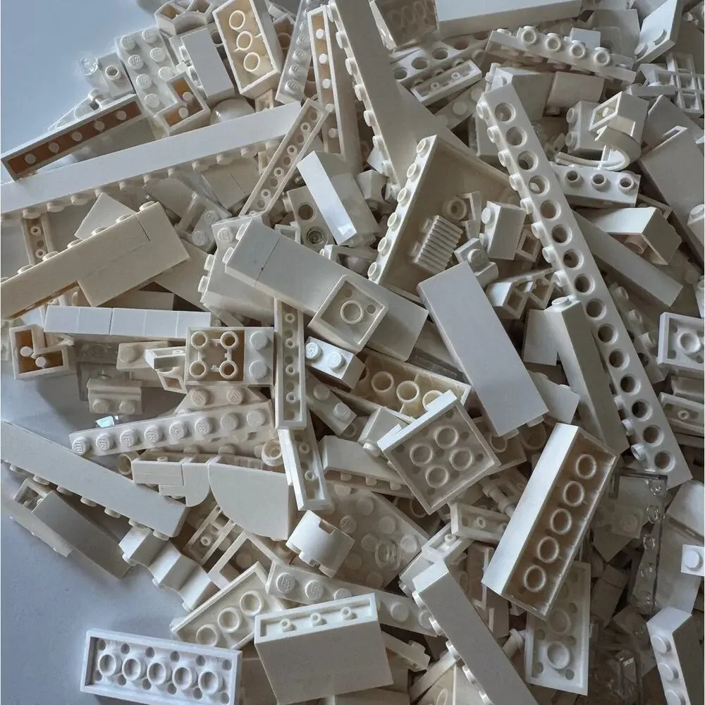 1.8 lb Assorted White/Clear Lego Bricks As Is/No Sets